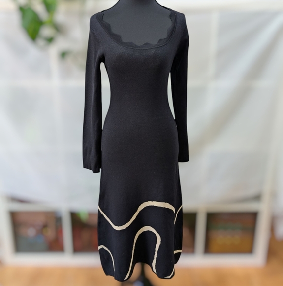 BNWT / Medium / Rihoas / Black Wave Scalloped Sweater Midi Dress - Picture 1 of 5